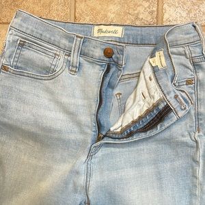 Madewell Roadtripper Jeans. Size 28